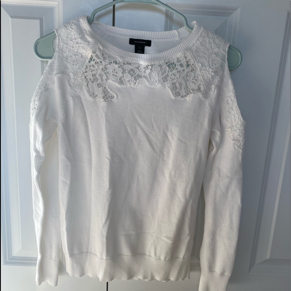 Halogen lace detail cold shoulder sweater